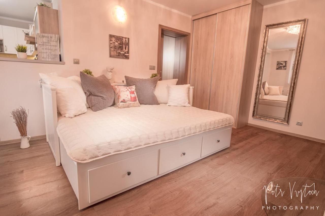 Apartmán na Lipně Frymburk Exterior foto
